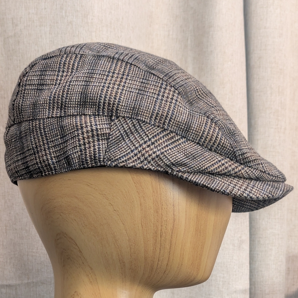 Jos. A. Banks Stylish Plaid Flat Cap